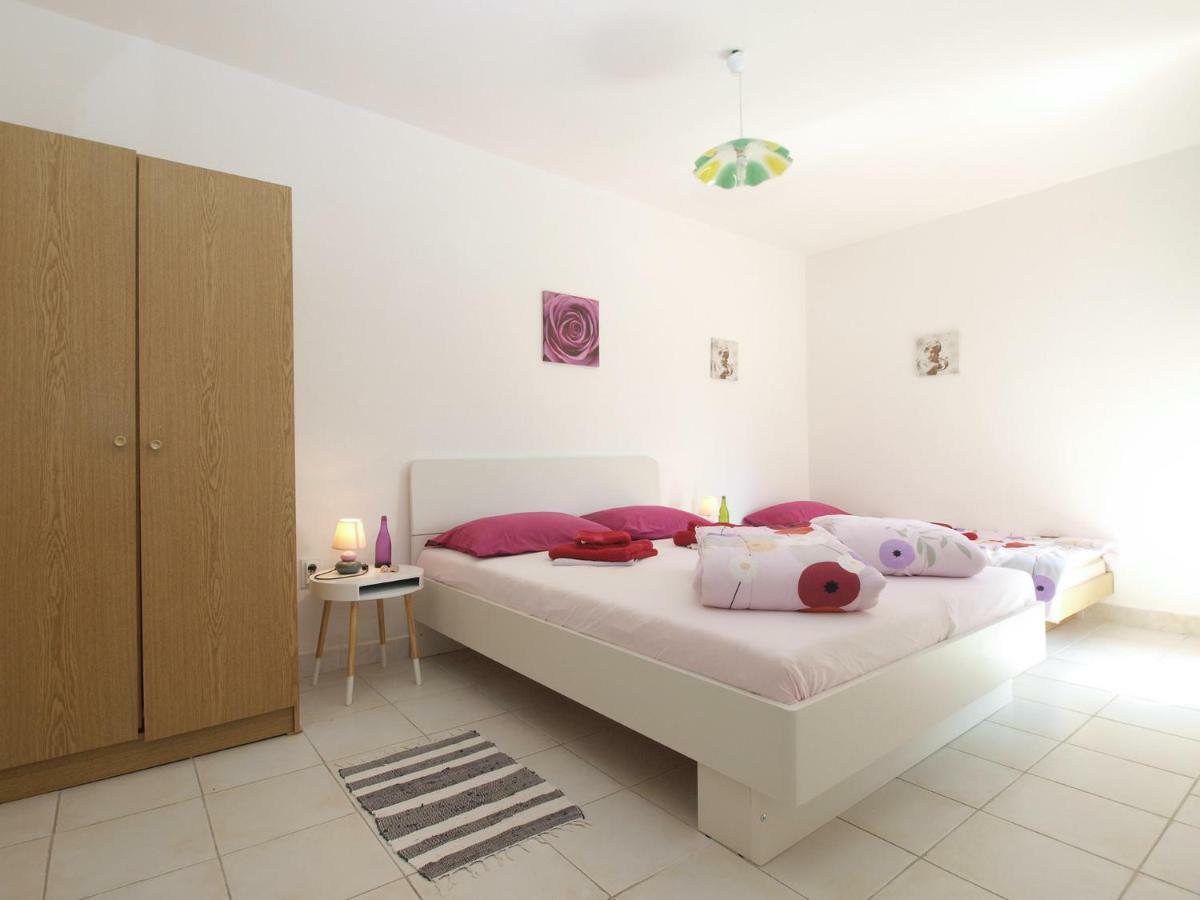 Apartments Davor 1676 Banjole Exterior photo